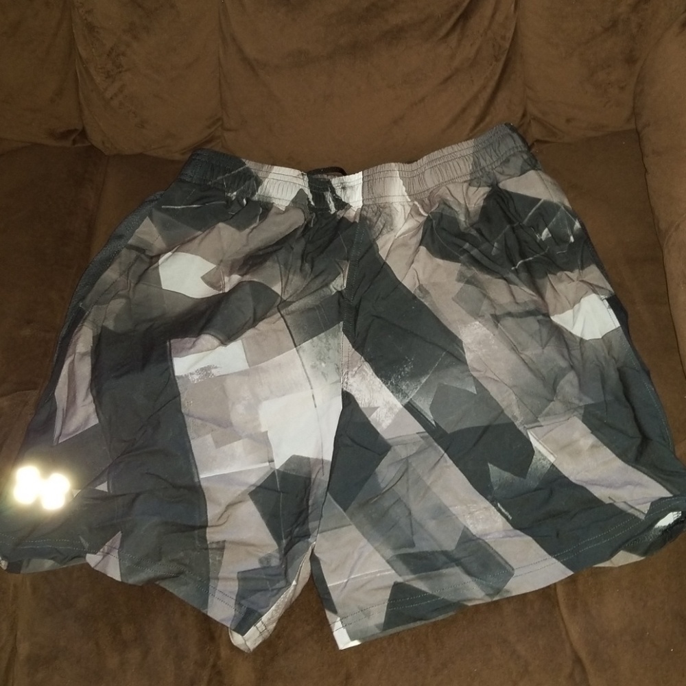 Under armor heat gear shorts